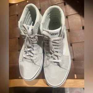 light green vans women’s size 7